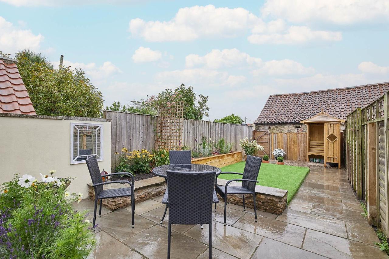 Host & Stay - Willow Cottage Helmsley Buitenkant foto