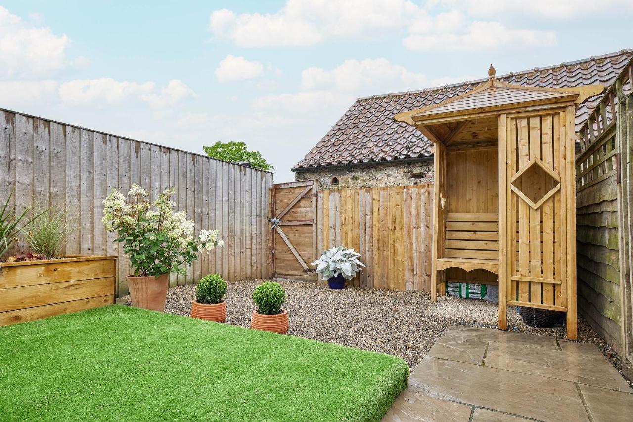 Host & Stay - Willow Cottage Helmsley Buitenkant foto